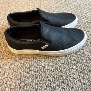 Women’s faux leather looking Van